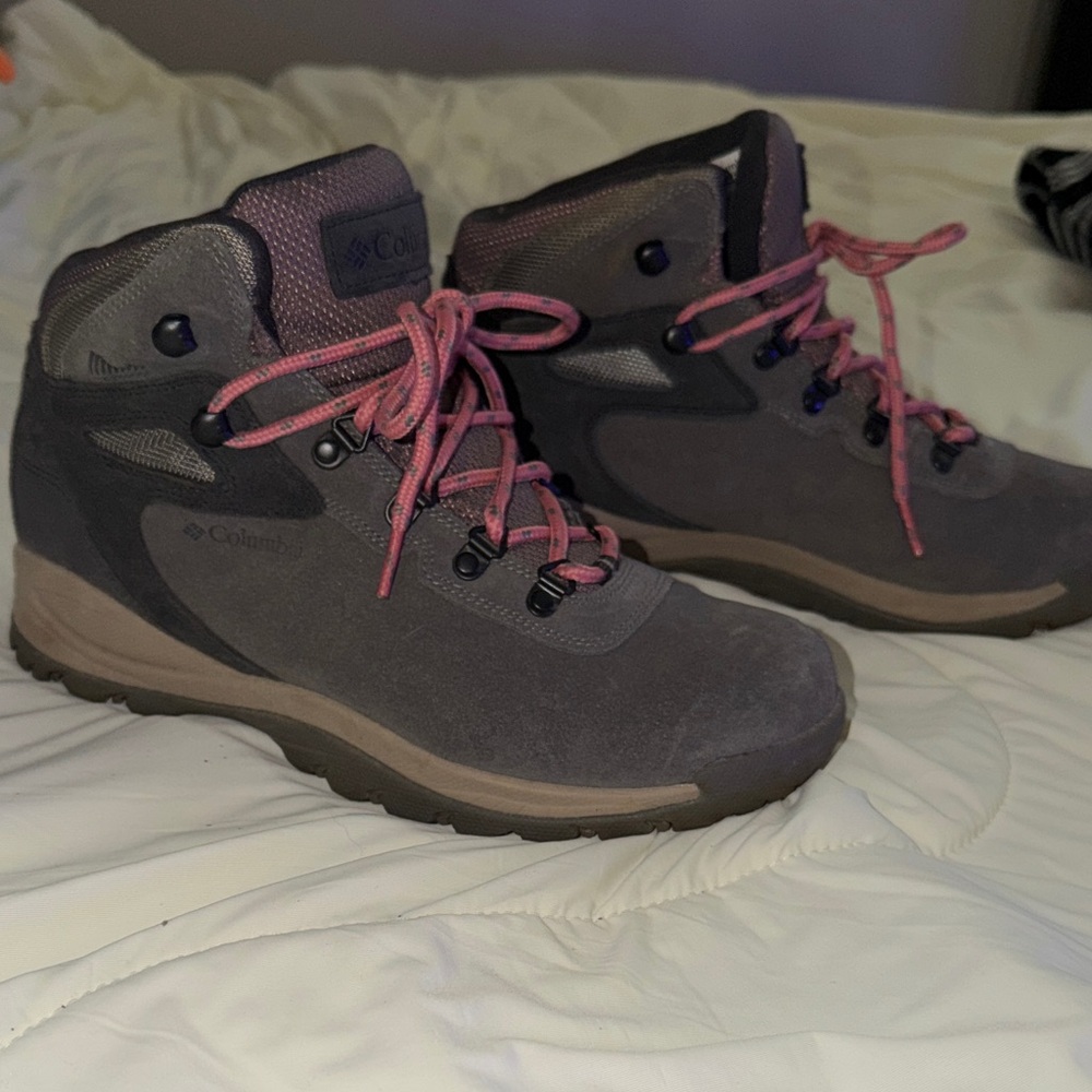Columbia Women's Gray Hiking Boots